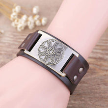 Load image into Gallery viewer, VIKING LAIR Bracelet Vintage Sun Wheel Pendant Bracelet