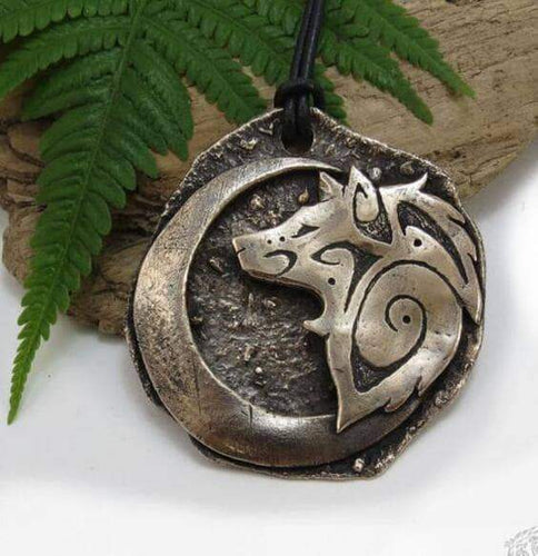 VIKING LAIR Necklace Classic Tribal Wolf Necklace