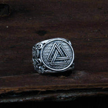 Load image into Gallery viewer, VIKING LAIR Ring Valknut Odin Ring